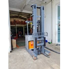 ELECTRIC REACH TRUCK FRB 1.0T FORKLIFT 1