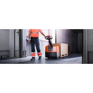 Keunggulan Pallet Mover Electric dalam Meningkatkan Efisiensi Operasional Gudang